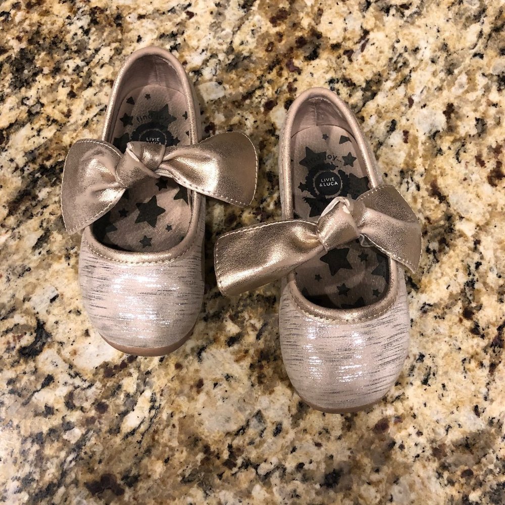 Livie and Luca Gold Halley Shoes Size 7